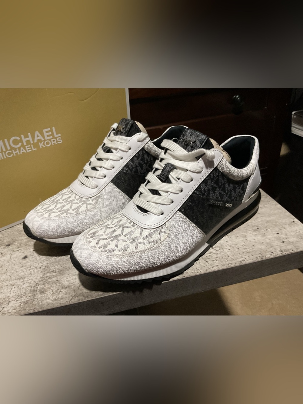 Michael Kors Trainers 8 m